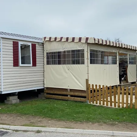 Camping Les Charmettes-Mobile Home Vacances Les Mathes Exterior photo