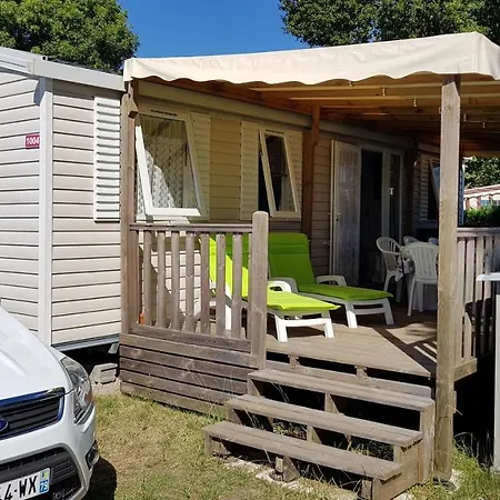 Camping Les Charmettes-Mobile Home Vacances Les Mathes Exterior photo