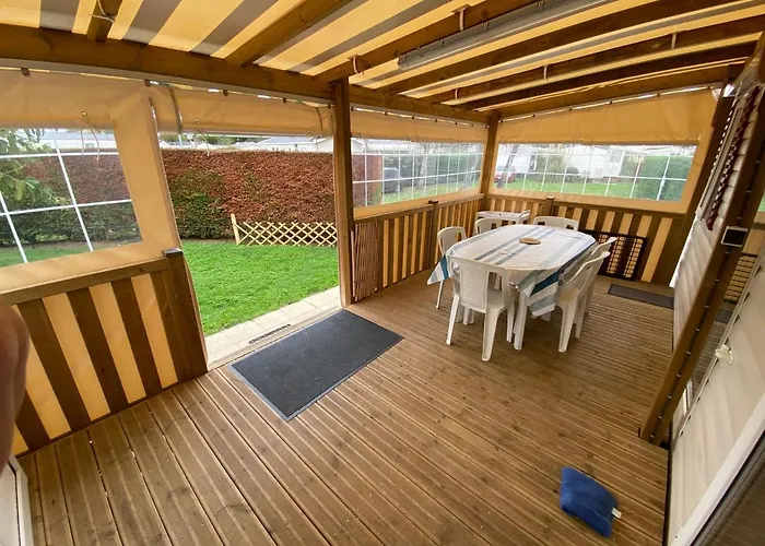 Camping Les Charmettes-Mobile Home Vacances