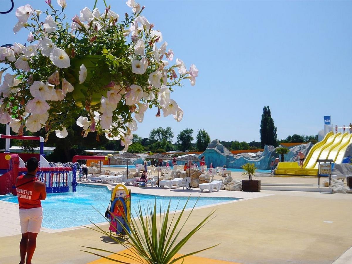 Les Charmettes-mobile Campsite 4*