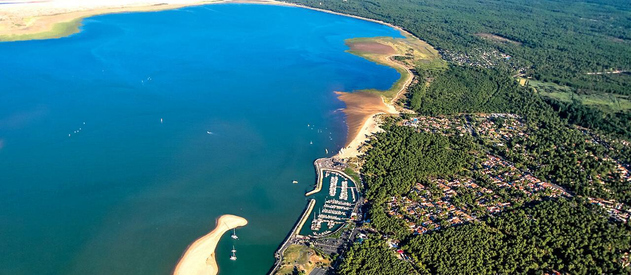 Campsite Les Charmettes-mobile 4*