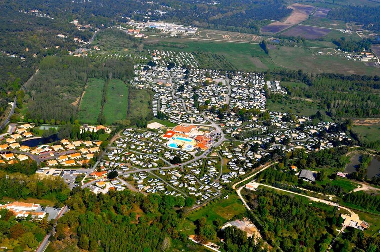 Camping Les Charmettes-mobile Les Mathes
